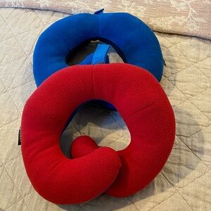 2 Kids BCOZZY Travel Pillows - Fully Washable!